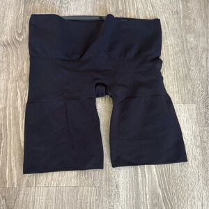 SKIMS XL BBL Lifting and sculpting Shapewear